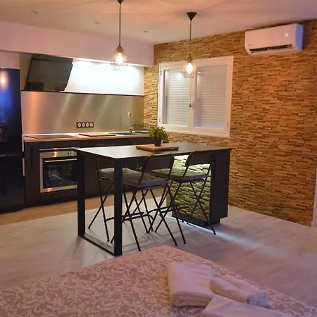 Confort A Apartman *