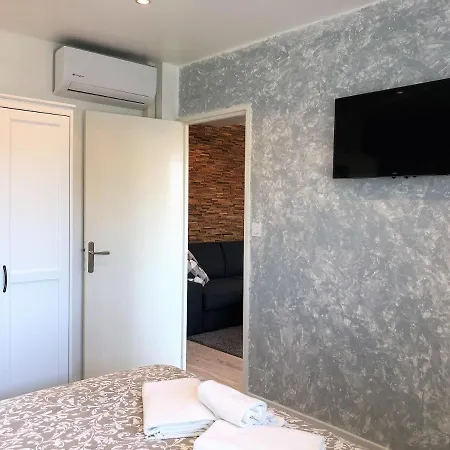 Apartment Confort A *