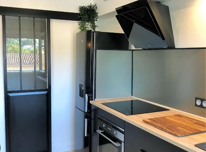 Lägenhet Confort A Carqueiranne