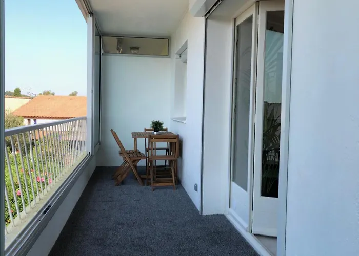 Lägenhet Confort A Carqueiranne